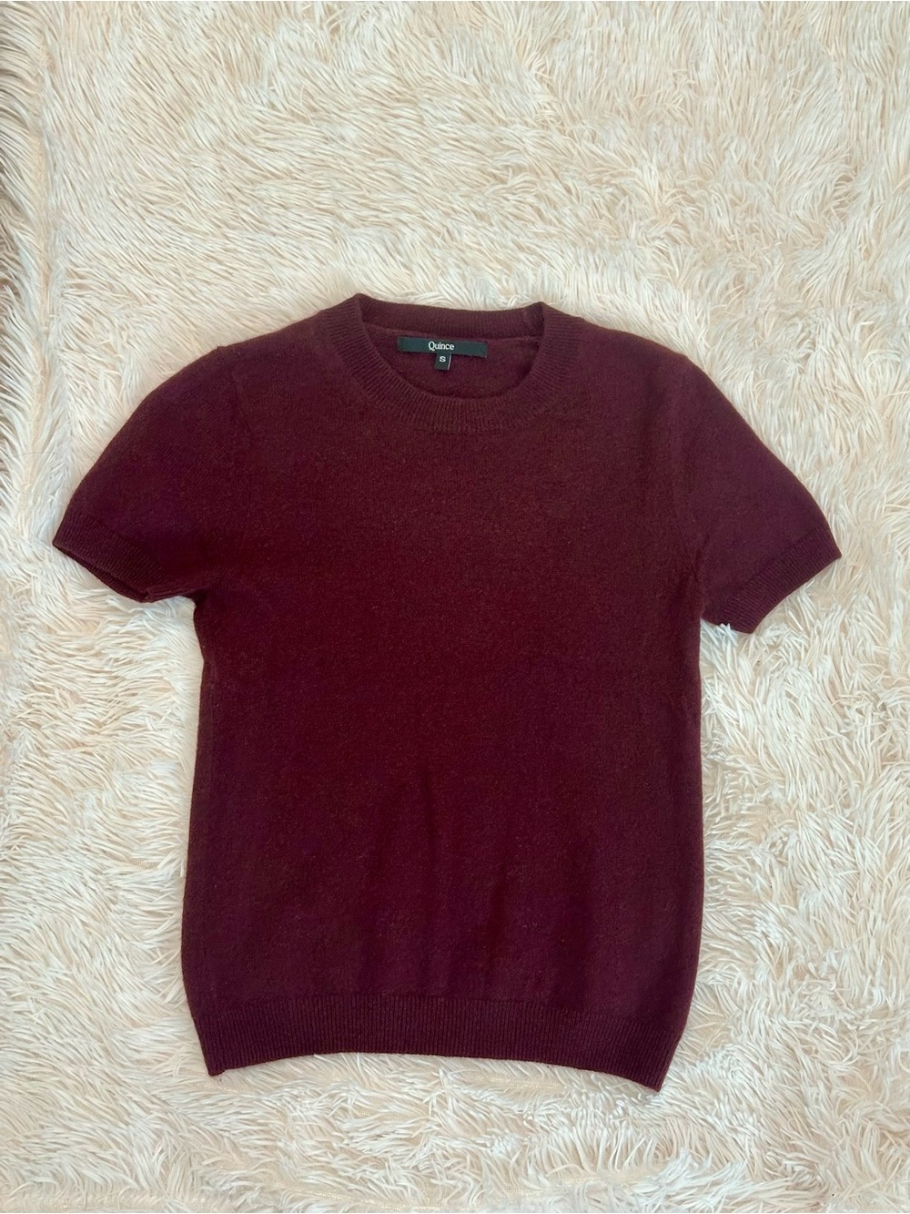 Quince 100% Cashmere Sweater Tee Rare Burgundy Color Elevated Casual Preppy